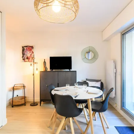 公寓 Le Galion-2 By Interhome *